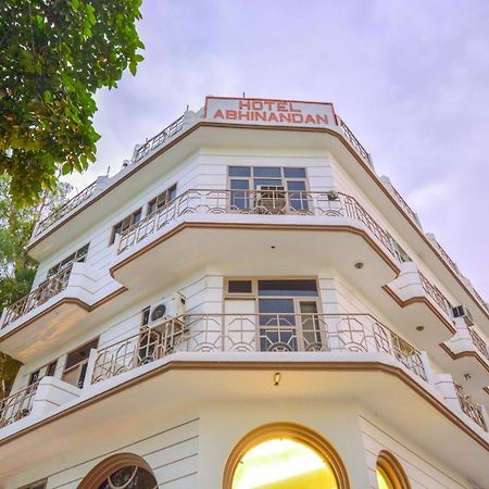 Oyo 46616 Hotel Abhinandan Jind Buitenkant foto